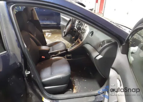 2009 Pontiac Vibe Gt z USA, uszkodzony, nr VIN 5Y2SR670X9Z426777